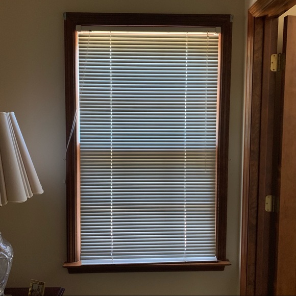 Sears Blinds (Three) 1” (30.5 X 52.5) - Picture 7 of 9